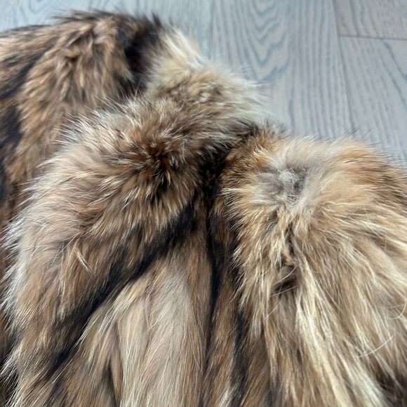 Authentic fur coat - Picture 7 of 14